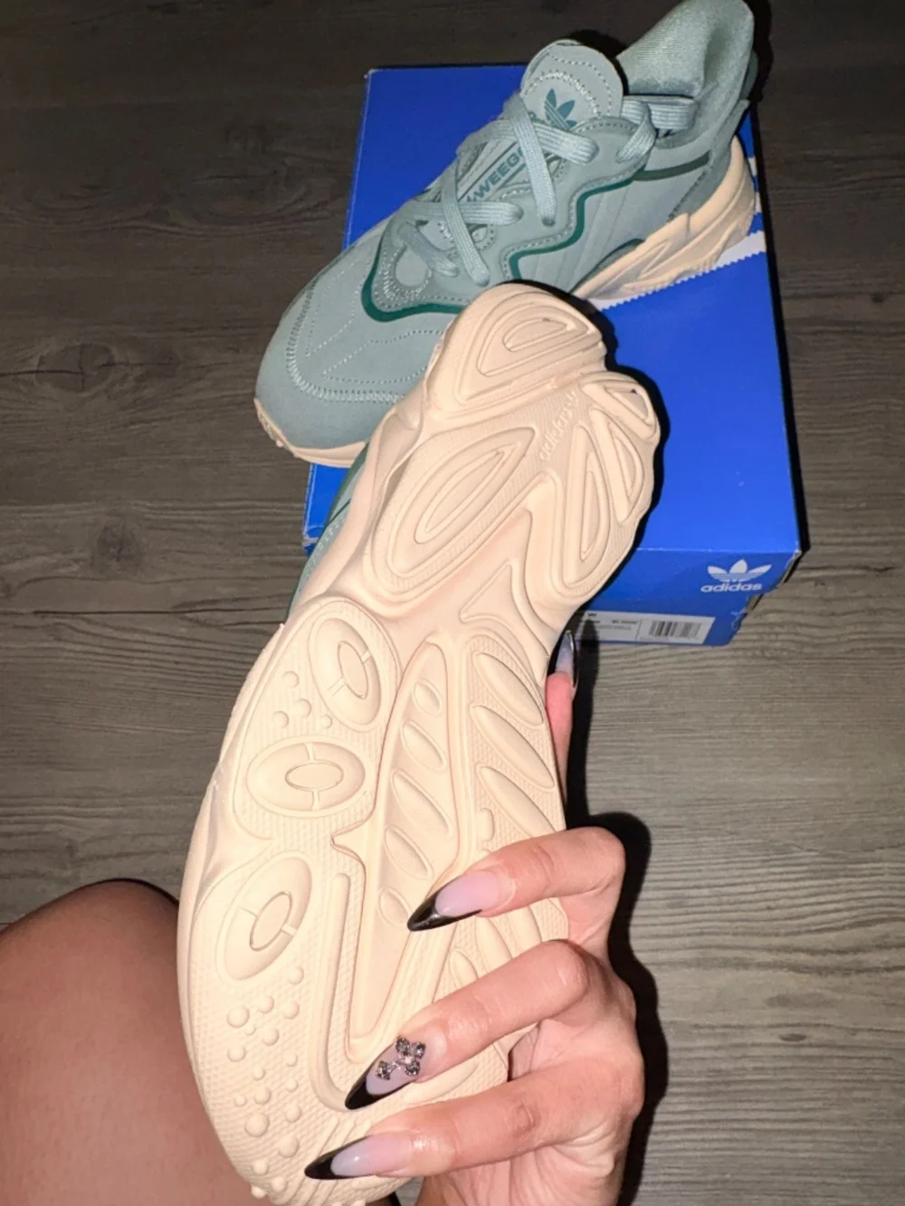 OZWEEGO ADIDAS